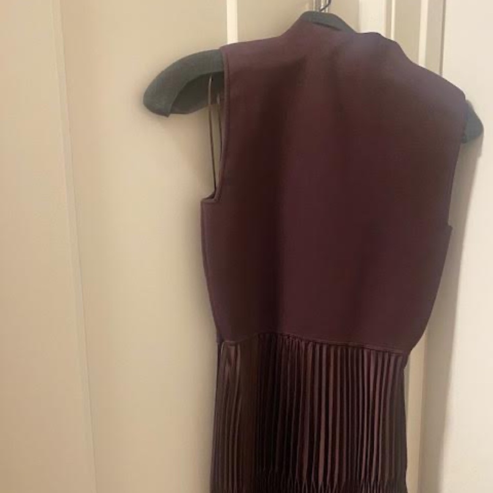 Theory Pleat-Combo Knit Maxi Dress ( MERLOT)